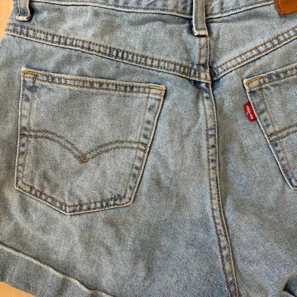 Levi A- Line Shorts Cuffed - Picture 3 of 8